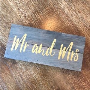 Mr and Mrs Wood Sign | Wedding, Engagement, Bridal